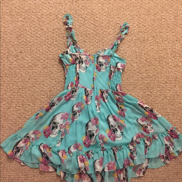 Skull Dress - Picture 2 of 2